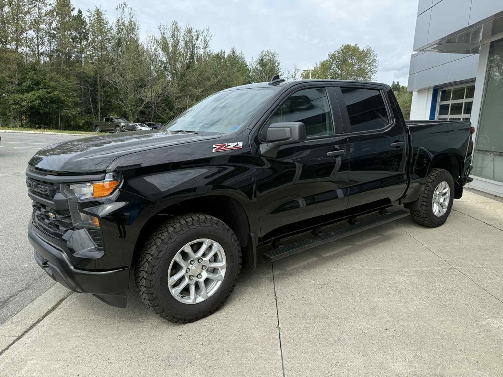 2025 Chevrolet Silverado 1500 WT in Edmundston, New Brunswick - 4 - w1024h768px