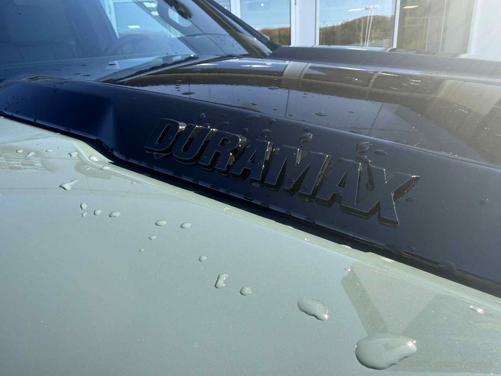 2026 Chevrolet Silverado 1500 ZR2 in Edmundston, New Brunswick - 17 - w1024h768px