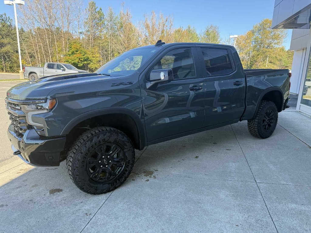 2026 Chevrolet Silverado 1500 ZR2 in Edmundston, New Brunswick - 4 - w1024h768px