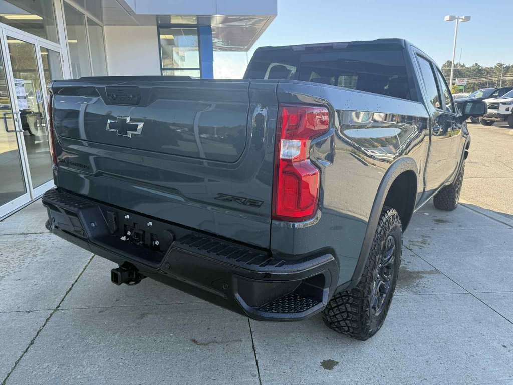 2026 Chevrolet Silverado 1500 ZR2 in Edmundston, New Brunswick - 6 - w1024h768px