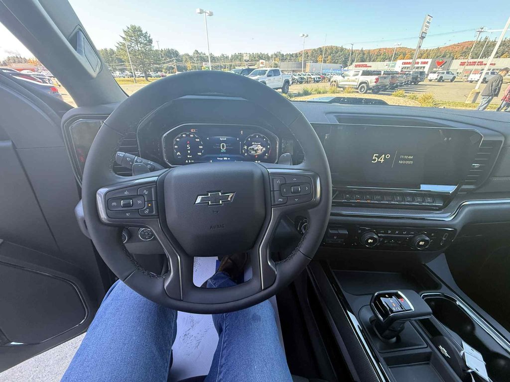 2026 Chevrolet Silverado 1500 ZR2 in Edmundston, New Brunswick - 20 - w1024h768px