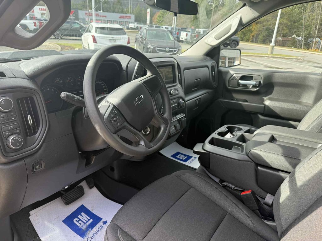 2026 Chevrolet Silverado 1500 Custom Trail Boss in Edmundston, New Brunswick - 9 - w1024h768px