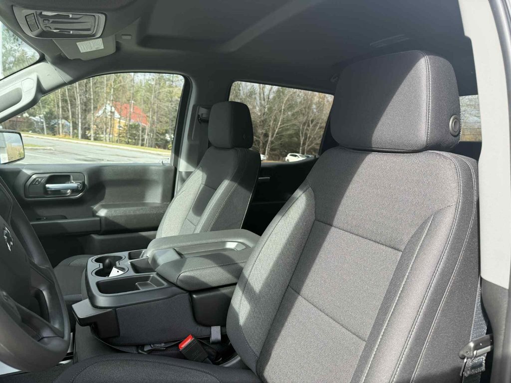 2026 Chevrolet Silverado 1500 Custom Trail Boss in Edmundston, New Brunswick - 10 - w1024h768px