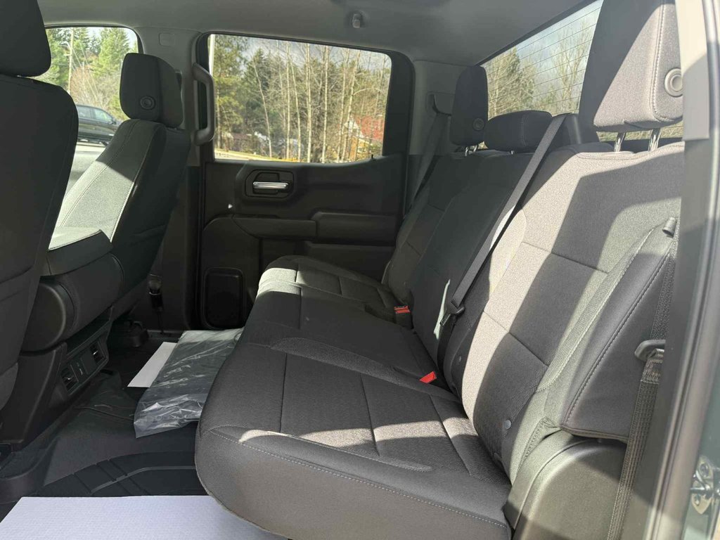 2026 Chevrolet Silverado 1500 Custom Trail Boss in Edmundston, New Brunswick - 14 - w1024h768px