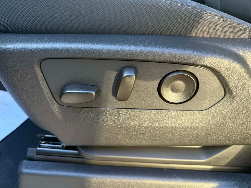 2026 Chevrolet Silverado 1500 RST in Edmundston, New Brunswick - 13 - w1024h768px