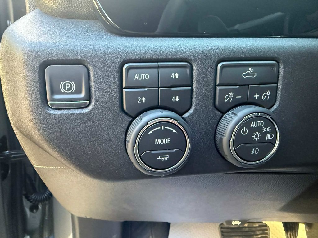 2026 Chevrolet Silverado 1500 RST in Edmundston, New Brunswick - 10 - w1024h768px