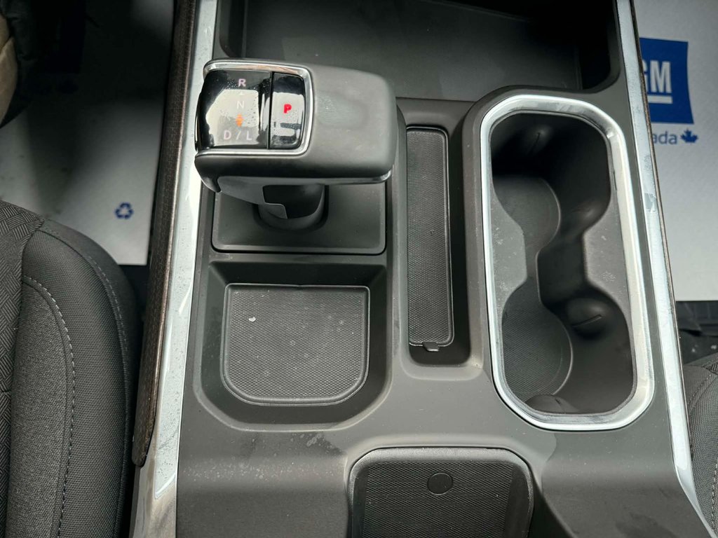 2026 Chevrolet Silverado 1500 RST in Edmundston, New Brunswick - 17 - w1024h768px