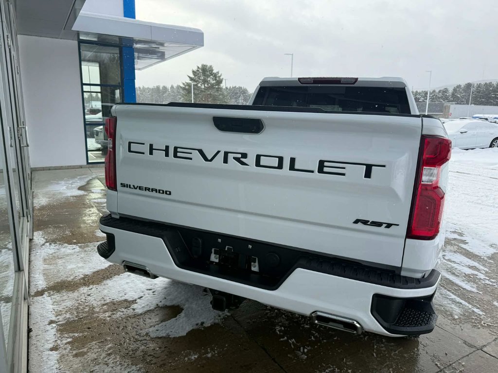 2026 Chevrolet Silverado 1500 RST in Edmundston, New Brunswick - 7 - w1024h768px