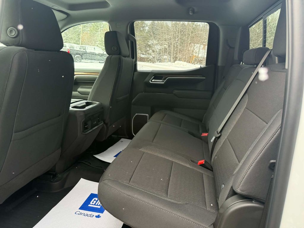 2026 Chevrolet Silverado 1500 RST in Edmundston, New Brunswick - 12 - w1024h768px
