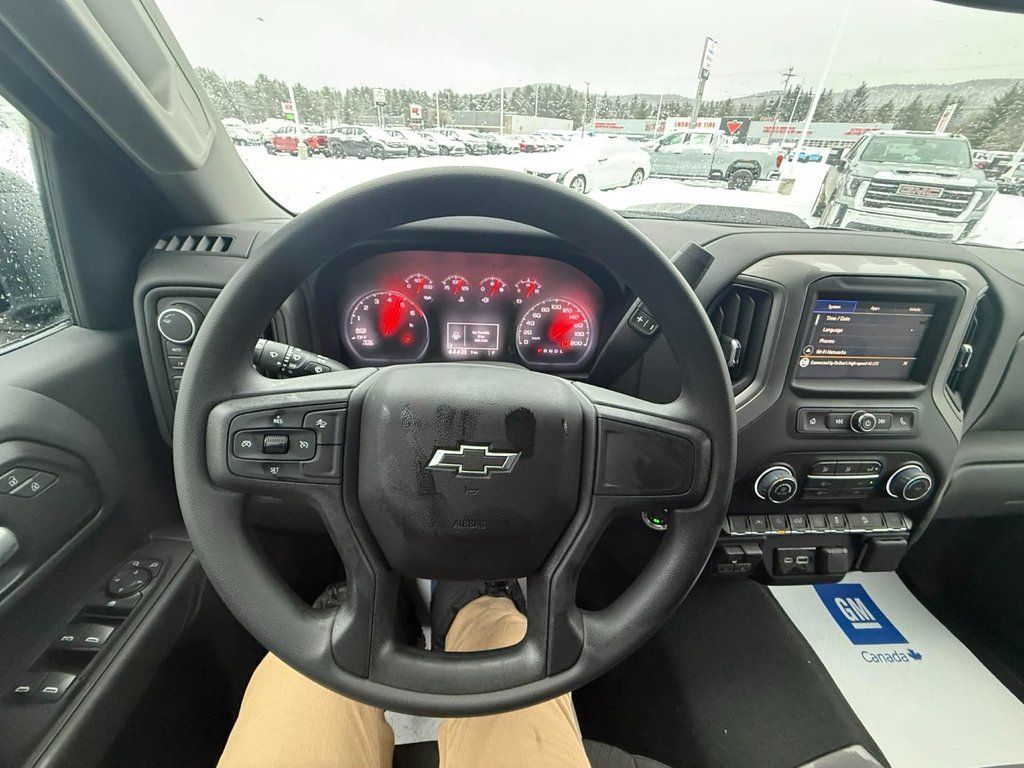 2026 Chevrolet Silverado 1500 Custom Trail Boss in Edmundston, New Brunswick - 17 - w1024h768px