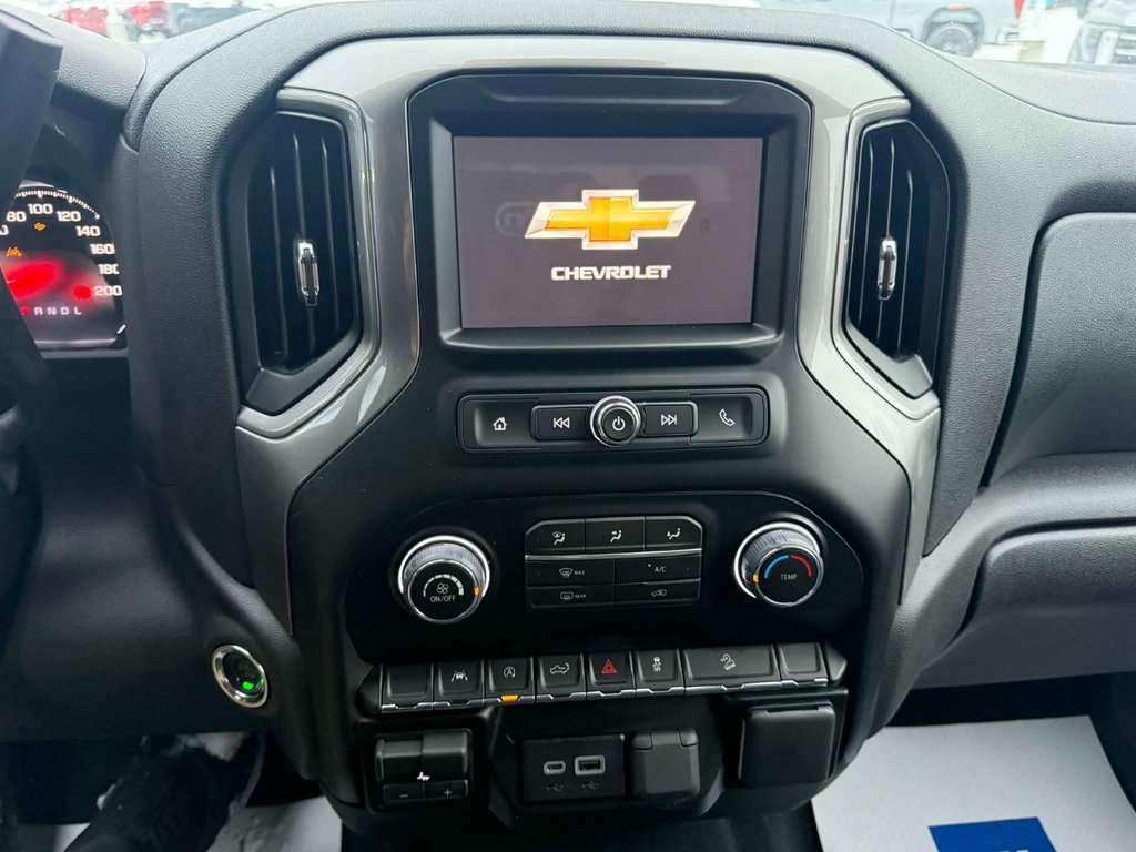 2026 Chevrolet Silverado 1500 Custom Trail Boss in Edmundston, New Brunswick - 8 - w1024h768px