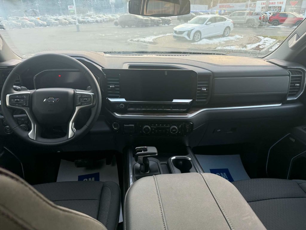 2026 Chevrolet Silverado 1500 RST in Edmundston, New Brunswick - 8 - w1024h768px