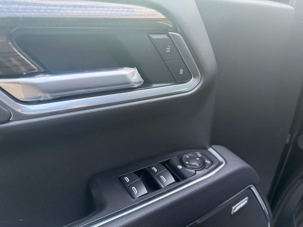 2026 Chevrolet Silverado 1500 RST in Edmundston, New Brunswick - 17 - w1024h768px