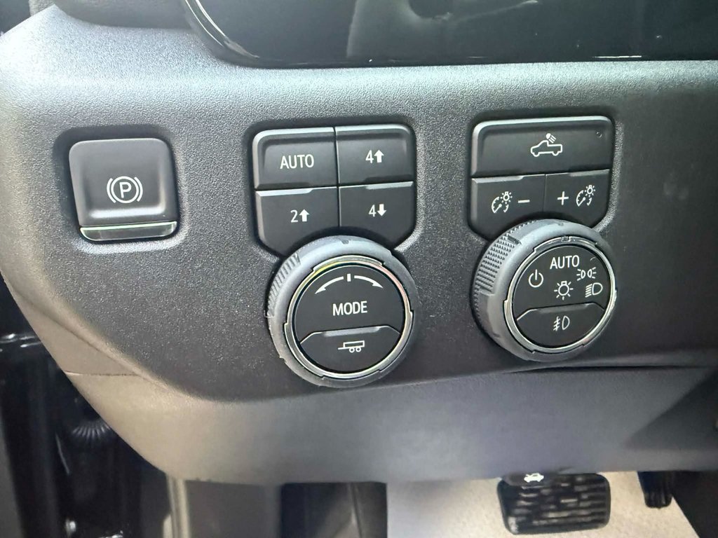 2026 Chevrolet Silverado 1500 RST in Edmundston, New Brunswick - 10 - w1024h768px