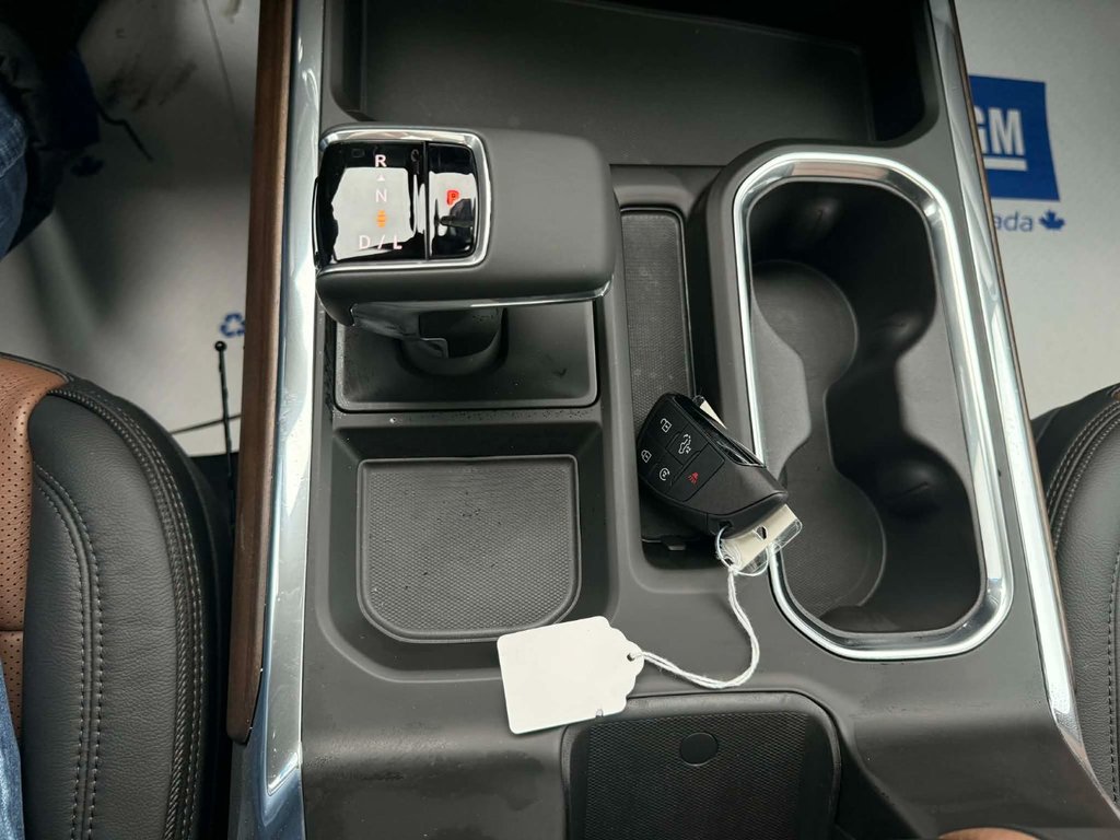 2026 Chevrolet Silverado 1500 High Country in Edmundston, New Brunswick - 13 - w1024h768px