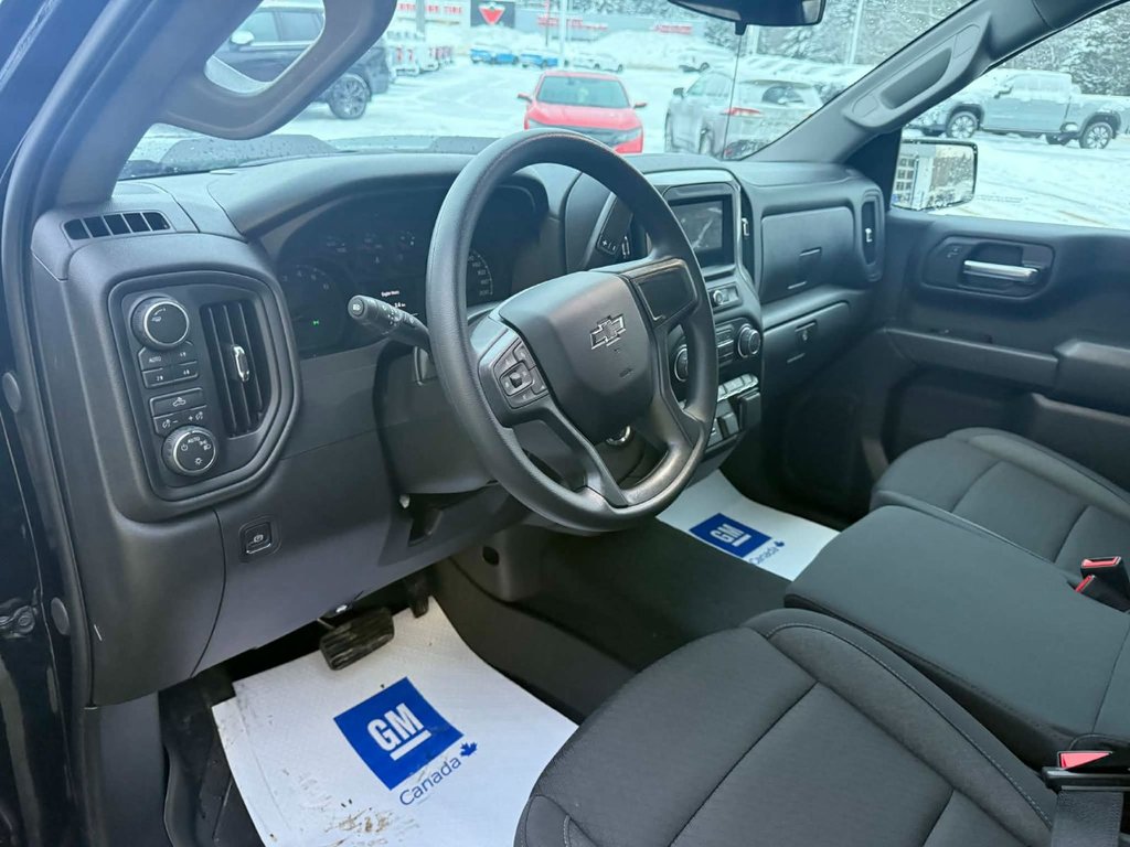 Chevrolet Silverado 1500 Custom Trail Boss 2026 à Edmundston, Nouveau-Brunswick - 17 - w1024h768px