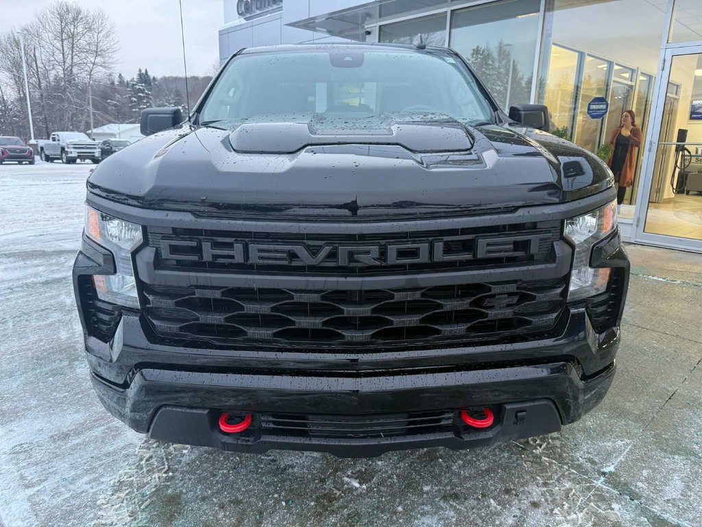 Chevrolet Silverado 1500 Custom Trail Boss 2026 à Edmundston, Nouveau-Brunswick - 3 - w1024h768px
