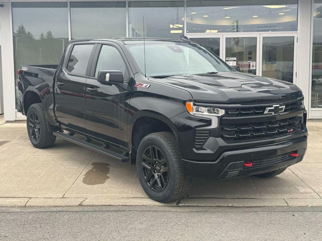 2026 Chevrolet Silverado 1500 LT Trail Boss in Edmundston, New Brunswick - 2 - w1024h768px
