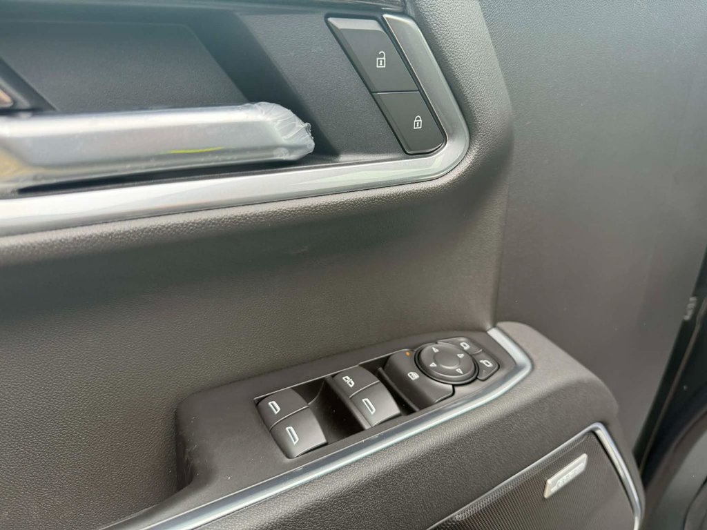 2026 Chevrolet Silverado 1500 RST in Edmundston, New Brunswick - 17 - w1024h768px