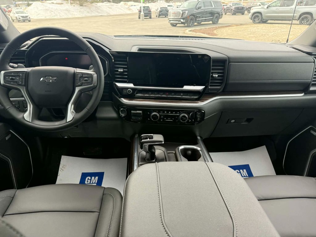 2026 Chevrolet Silverado 1500 RST in Edmundston, New Brunswick - 18 - w1024h768px
