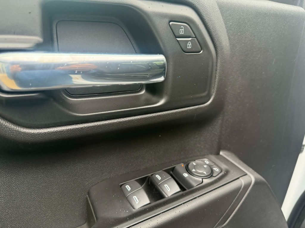 2026 Chevrolet Silverado 1500 Custom Trail Boss in Edmundston, New Brunswick - 10 - w1024h768px