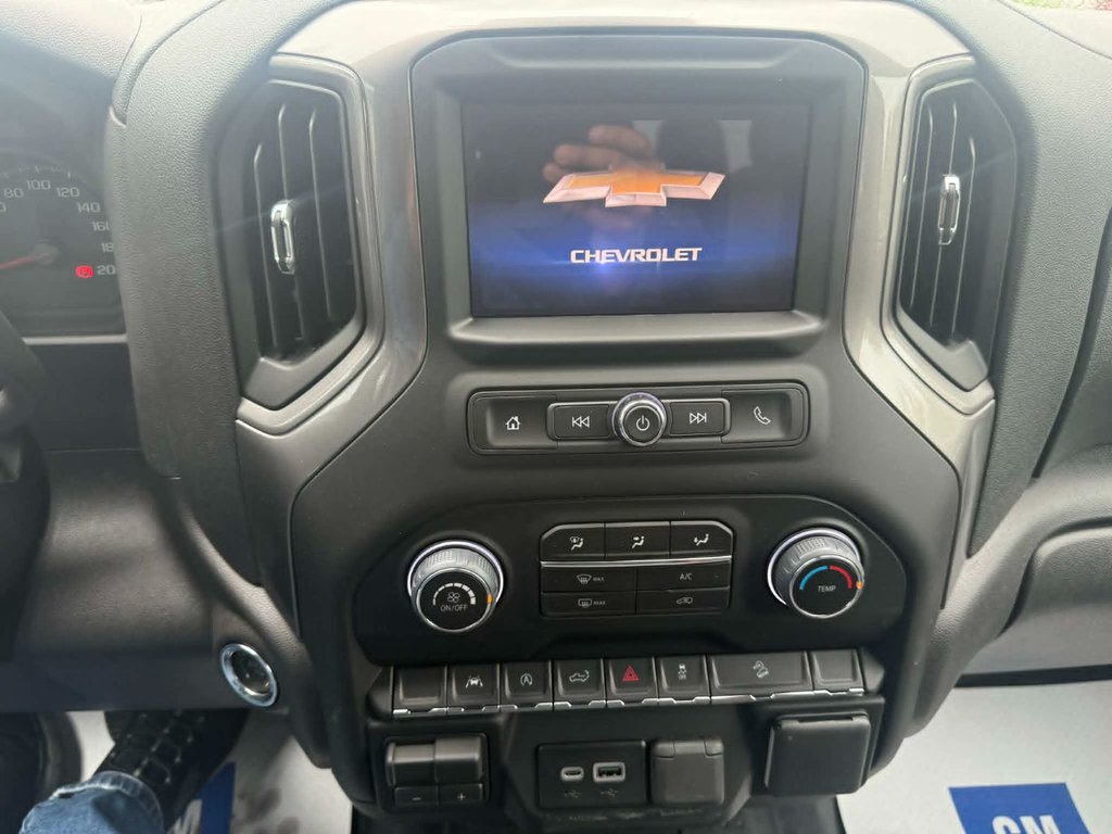 2026 Chevrolet Silverado 1500 Custom Trail Boss in Edmundston, New Brunswick - 8 - w1024h768px