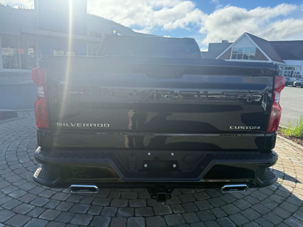 Chevrolet Silverado 1500 Custom Trail Boss 2026 à Edmundston, Nouveau-Brunswick - 9 - w1024h768px