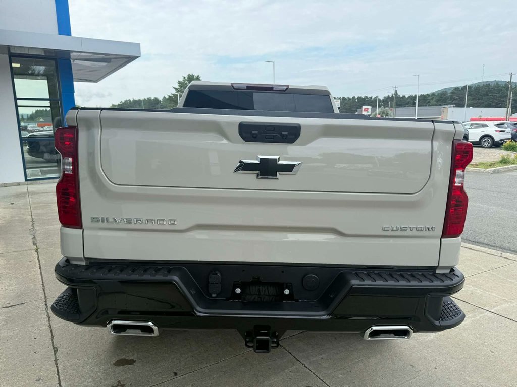 2026 Chevrolet Silverado 1500 Custom Trail Boss in Edmundston, New Brunswick - 6 - w1024h768px