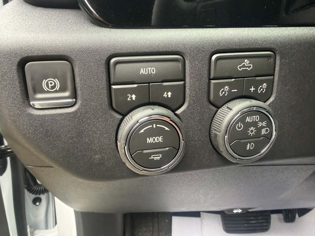 2026 Chevrolet Silverado 1500 RST in Edmundston, New Brunswick - 13 - w1024h768px