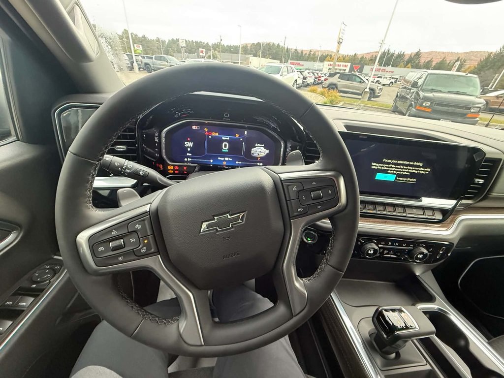 2026 Chevrolet Silverado 1500 RST in Edmundston, New Brunswick - 11 - w1024h768px