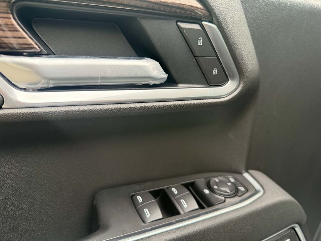 2026 Chevrolet Silverado 1500 RST in Edmundston, New Brunswick - 14 - w1024h768px