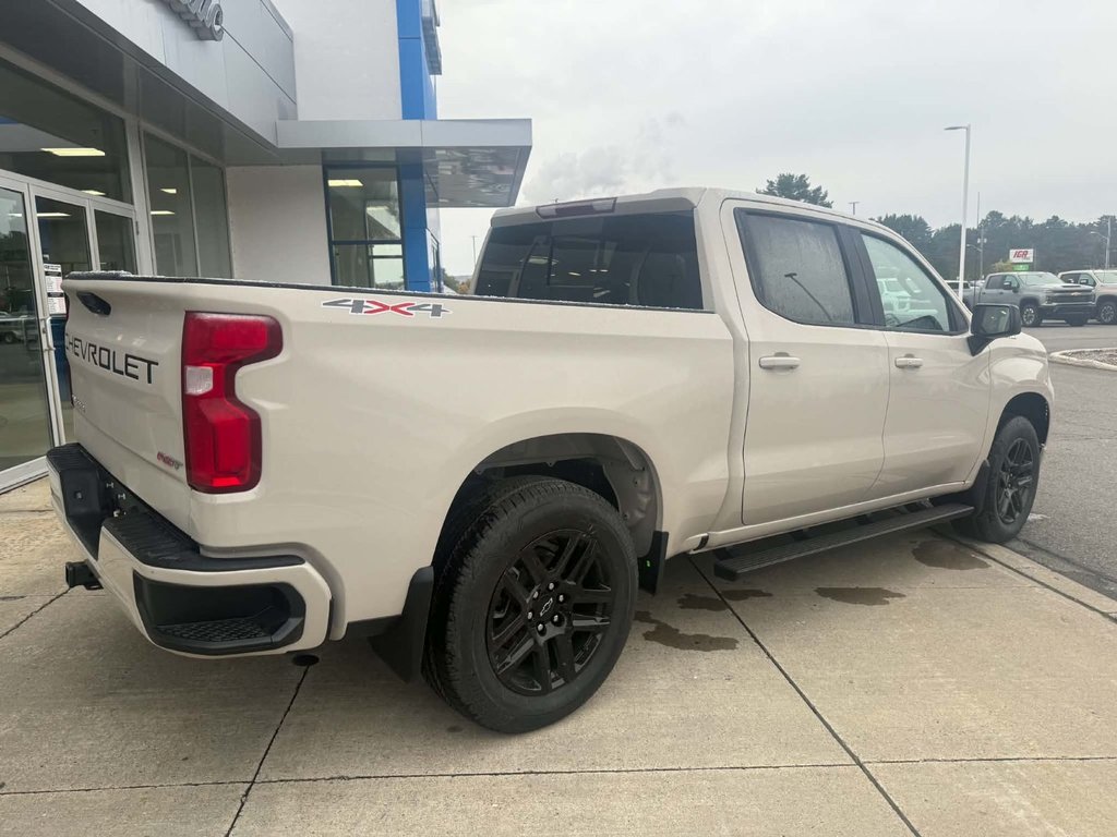 Chevrolet Silverado 1500 RST 2026 à Edmundston, Nouveau-Brunswick - 5 - w1024h768px