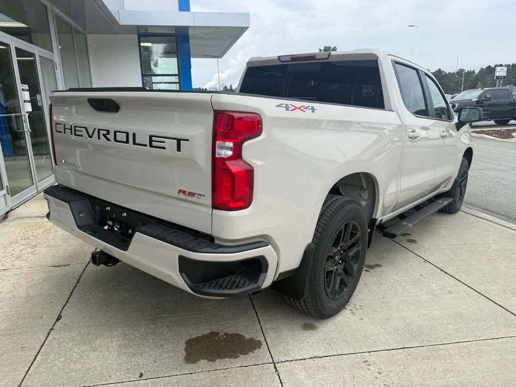 Chevrolet Silverado 1500 RST 2026 à Edmundston, Nouveau-Brunswick - 5 - w1024h768px