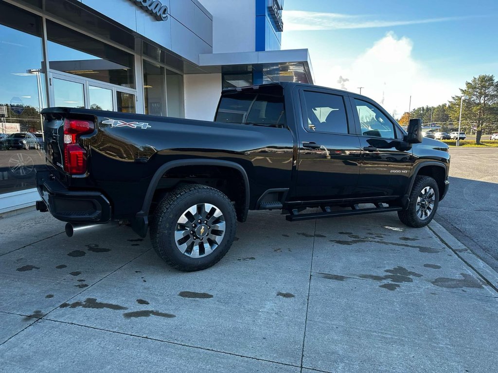 2025  SILVERADO 2500 HD CUSTOM in Edmundston, New Brunswick - 3 - w1024h768px