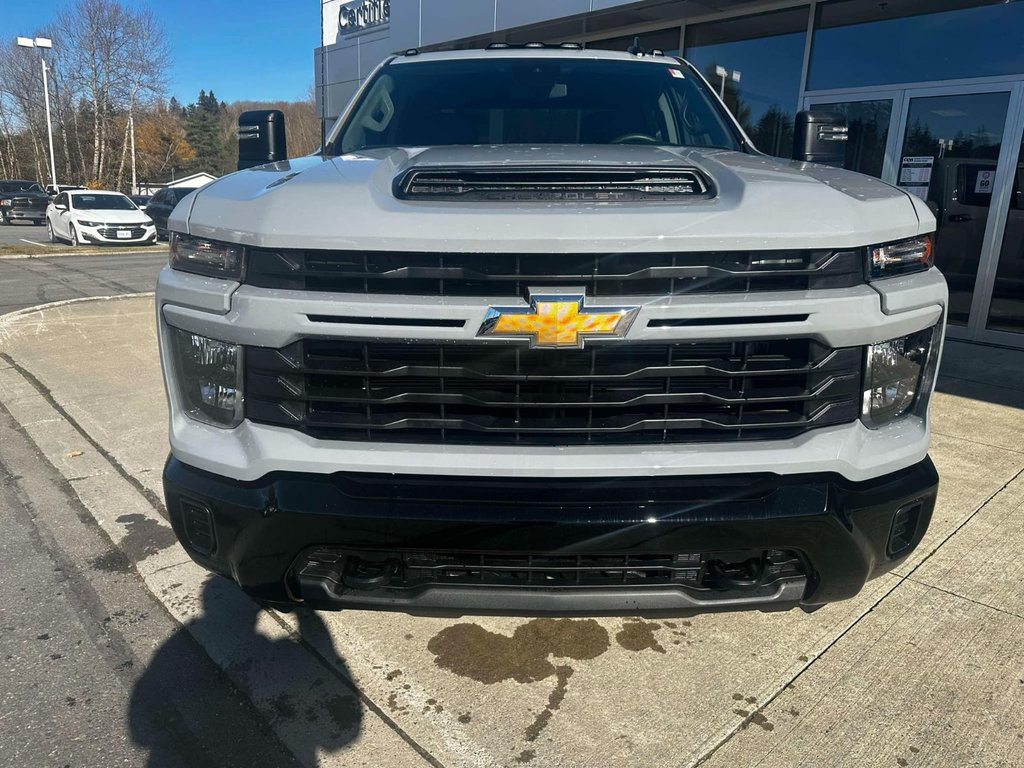 2025  SILVERADO 2500 HD CUSTOM in Edmundston, New Brunswick - 2 - w1024h768px