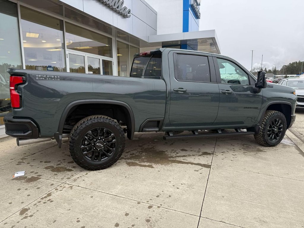 2025 Chevrolet SILVERADO 2500 HD LT in Edmundston, New Brunswick - 3 - w1024h768px