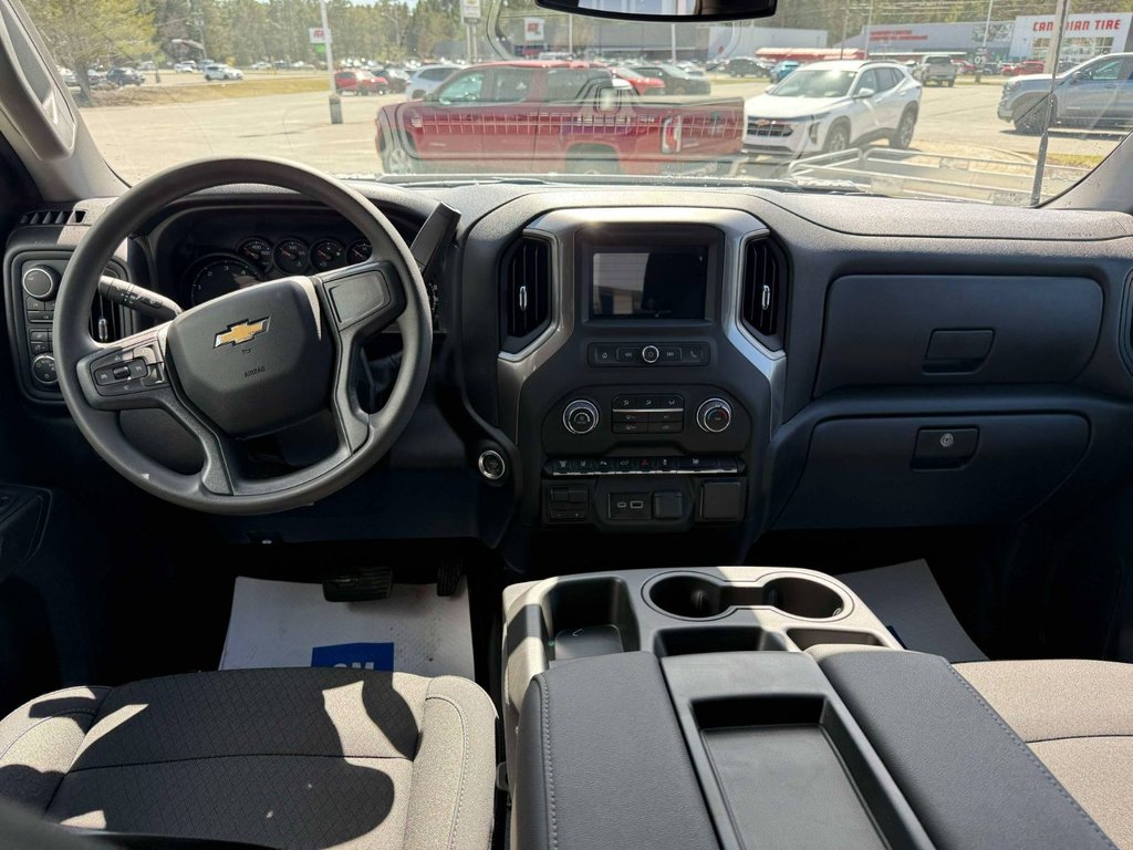 2025 Chevrolet SILVERADO 2500 HD CUSTOM in Edmundston, New Brunswick - 7 - w1024h768px