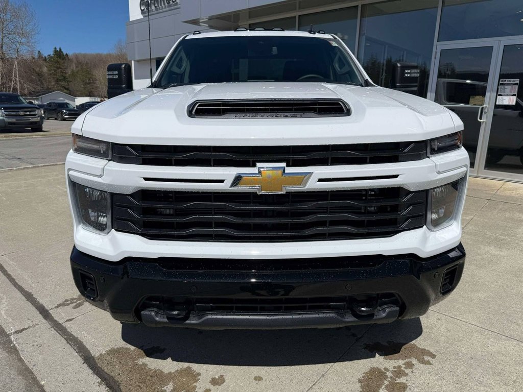 2025 Chevrolet SILVERADO 2500 HD CUSTOM in Edmundston, New Brunswick - 2 - w1024h768px