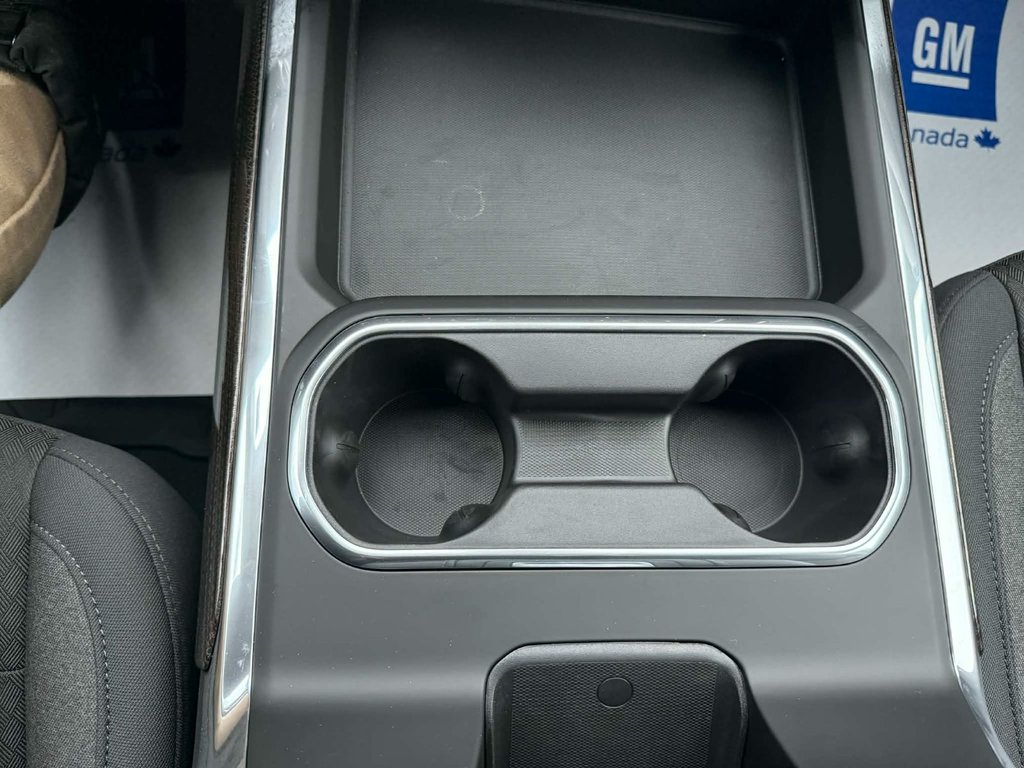 2026 Chevrolet Silverado 2500 HD LT in Edmundston, New Brunswick - 11 - w1024h768px