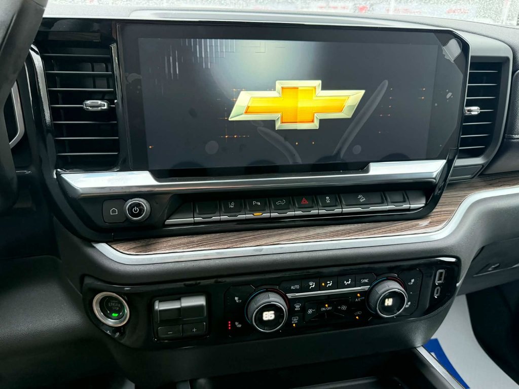 2026 Chevrolet Silverado 2500 HD LT in Edmundston, New Brunswick - 9 - w1024h768px