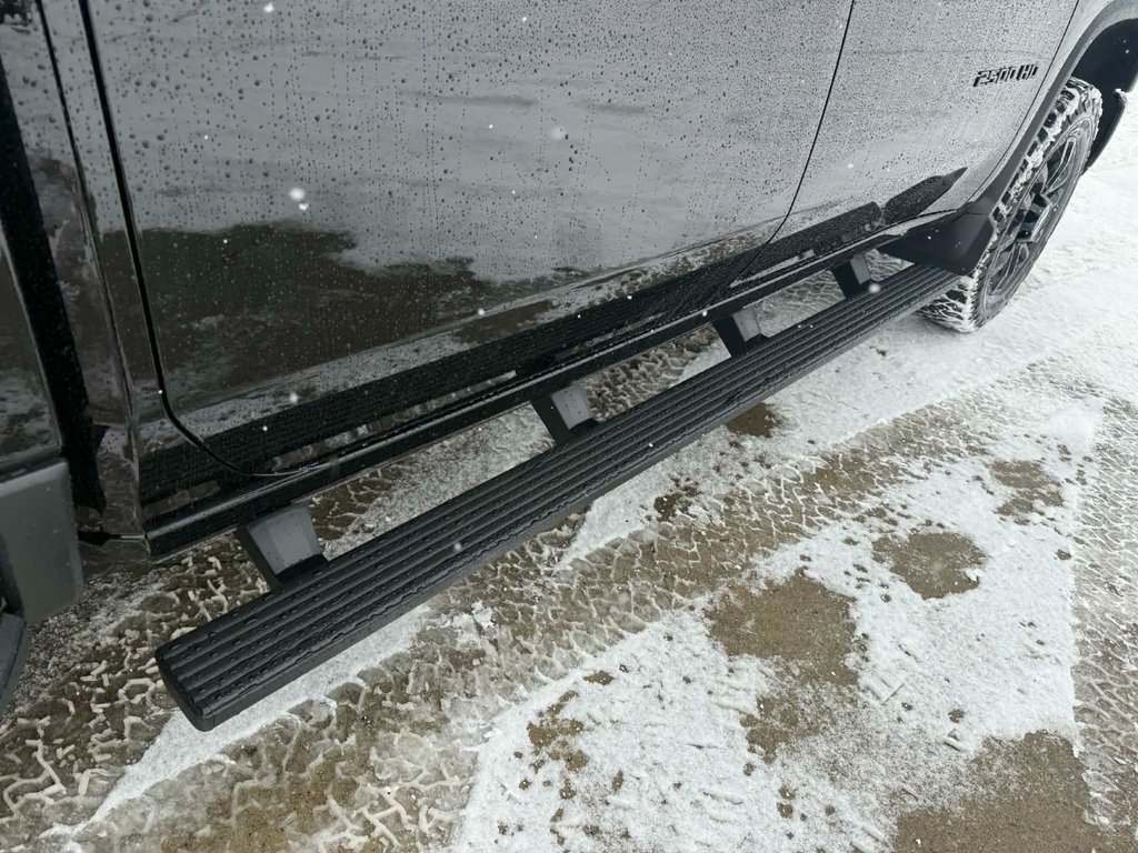 2026 Chevrolet Silverado 2500 HD LT in Edmundston, New Brunswick - 12 - w1024h768px