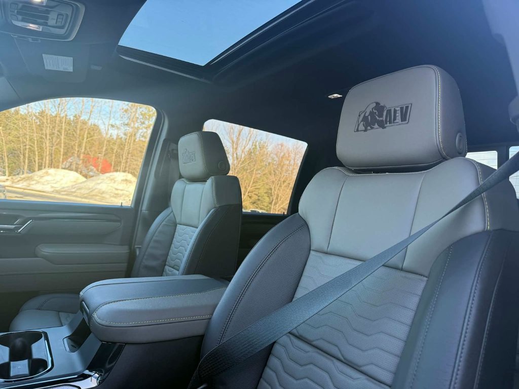 2026 Chevrolet Silverado 2500 HD ZR2 in Edmundston, New Brunswick - 8 - w1024h768px