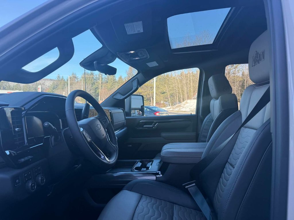 2026 Chevrolet Silverado 2500 HD ZR2 in Edmundston, New Brunswick - 19 - w1024h768px
