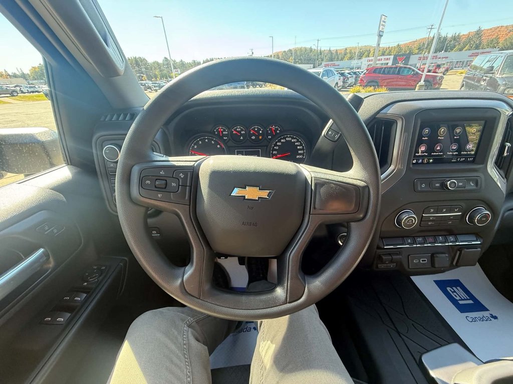 Chevrolet Silverado 2500 HD CUSTOM 2026 à Edmundston, Nouveau-Brunswick - 8 - w1024h768px