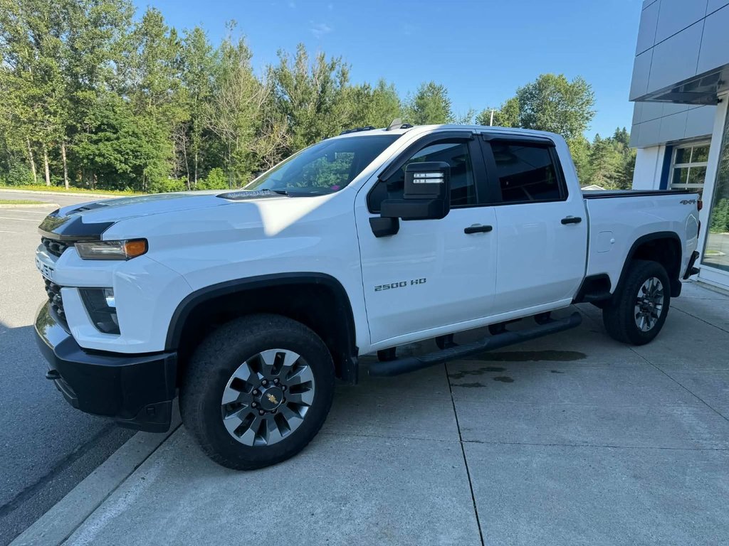 2022 Chevrolet Silverado 2500HD Custom in Edmundston, New Brunswick - 9 - w1024h768px