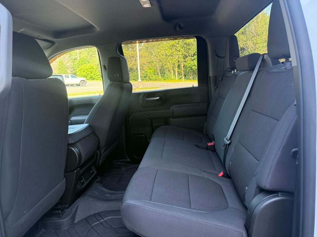 2022 Chevrolet Silverado 2500HD Custom in Edmundston, New Brunswick - 13 - w1024h768px