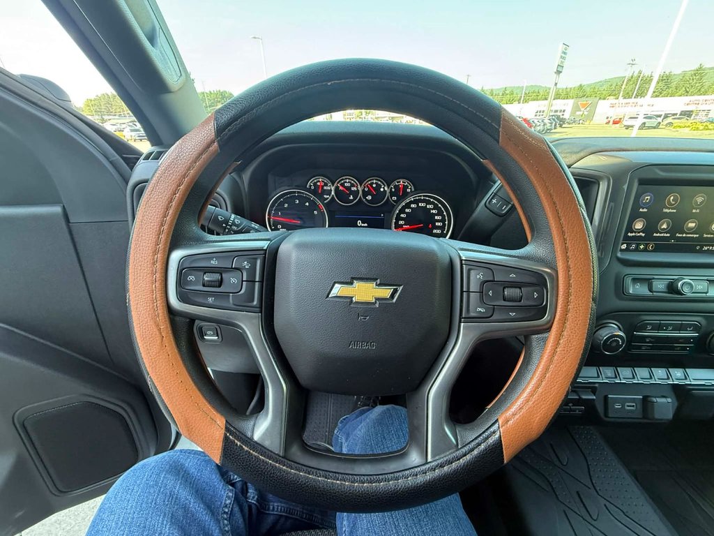 2022 Chevrolet Silverado 2500HD Custom in Edmundston, New Brunswick - 8 - w1024h768px