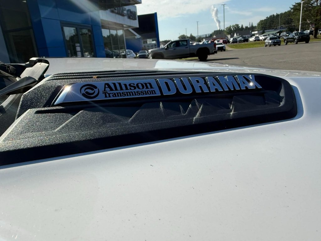 2022 Chevrolet Silverado 2500HD Custom in Edmundston, New Brunswick - 18 - w1024h768px