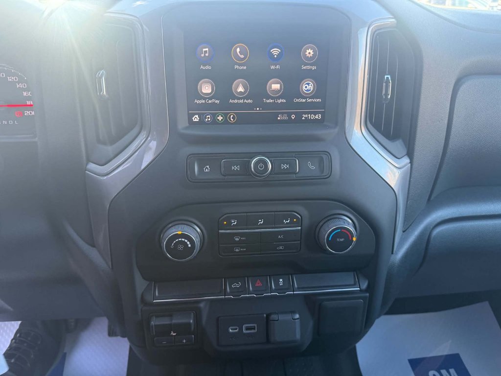 2022 Chevrolet Silverado 2500HD Custom in Edmundston, New Brunswick - 12 - w1024h768px