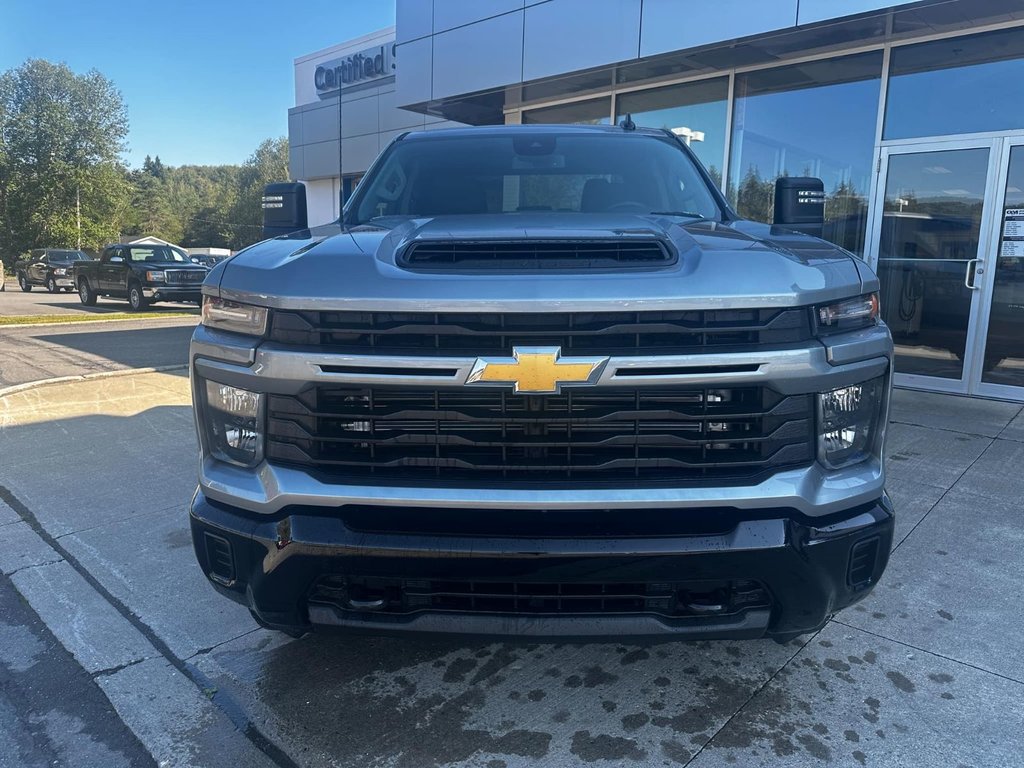 2024  SILVERADO 2500 HD CUSTOM in Edmundston, New Brunswick - 2 - w1024h768px